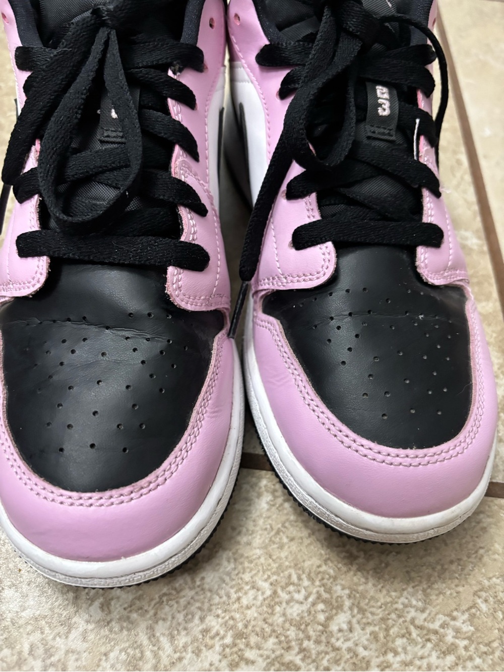 Nike Air Jordan 1 Low Pink Black White - Picture 2 of 5